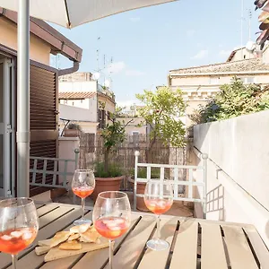 Appartement Penthouse With Terrace In The Heart Of